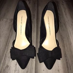 Chinese Laundry suede bow heels sz 7